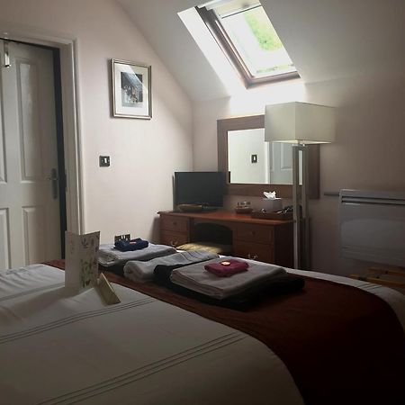 The Lyn Valley Guest House リントン エクステリア 写真