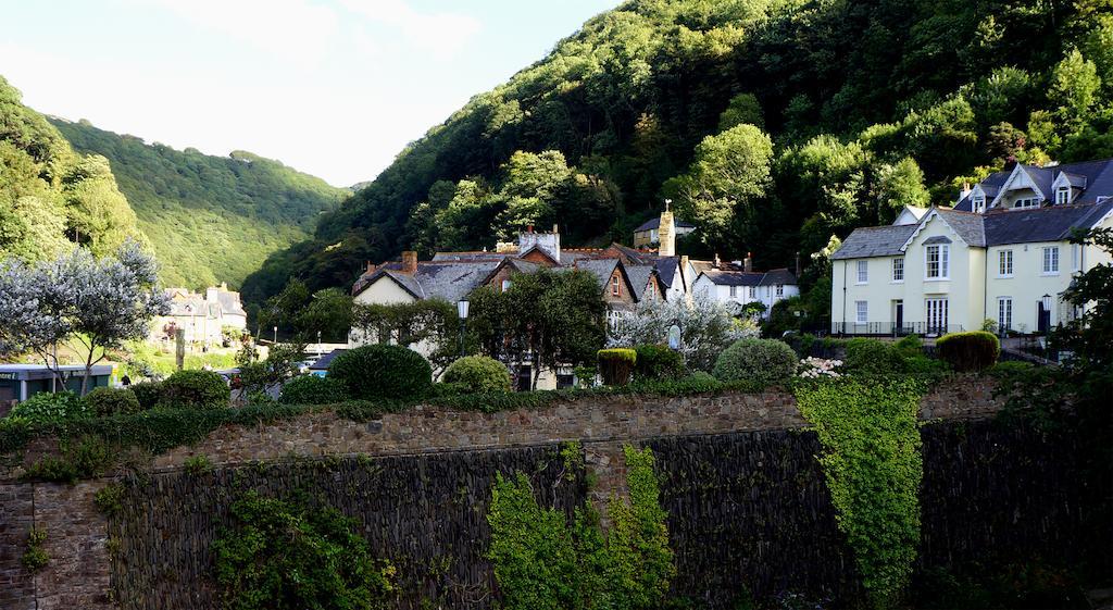 The Lyn Valley Guest House リントン 部屋 写真