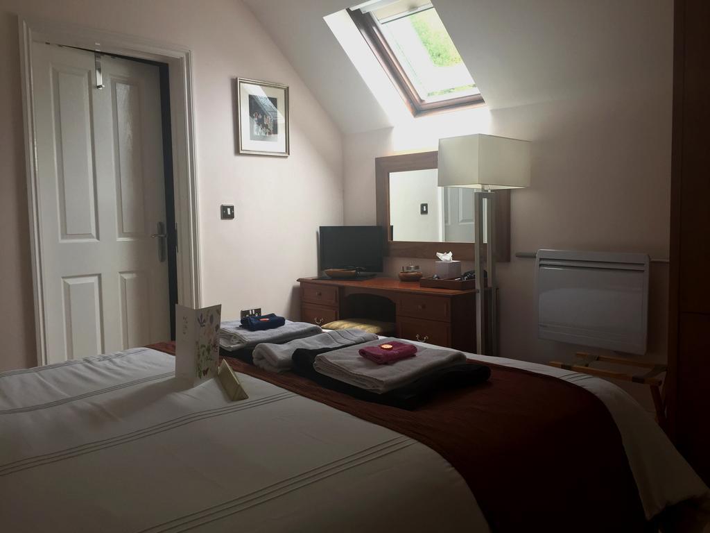 The Lyn Valley Guest House リントン エクステリア 写真